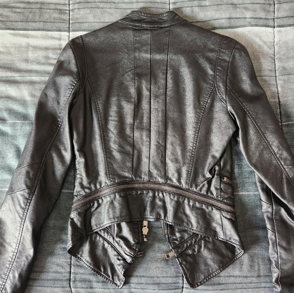 Veste cuir - Picture 2 of 2